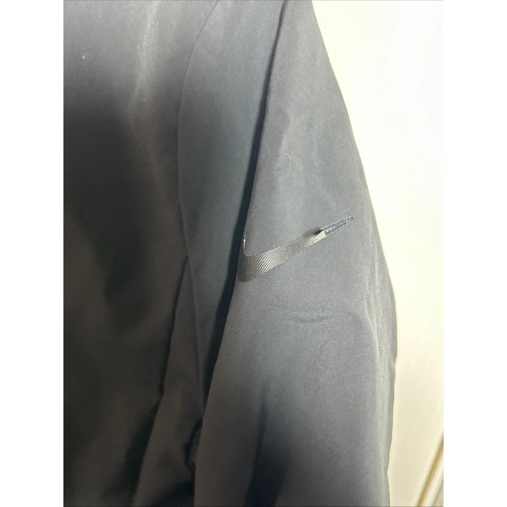 Nike Shield Bomber Jacket Medium Wind Water Resistant‎ Women's Black 930153-010